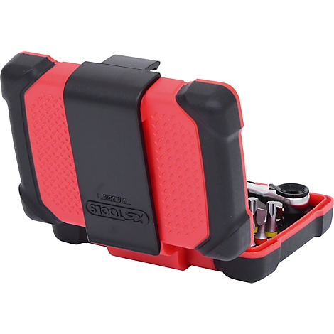 Roter und schwarzer Werkzeugkoffer mit Bits. Der Koffer ist geöffnet und zeigt die enthaltenen Werkzeuge.